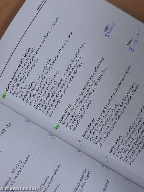 Opera Antikvárium árverése