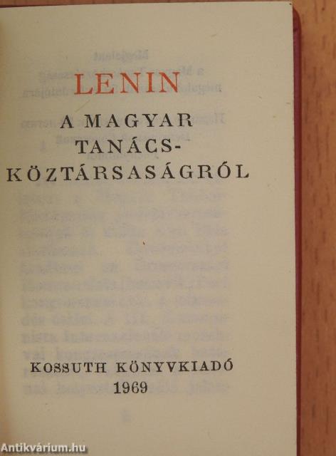A Magyar Tanácsköztársaságról (minikönyv) - Plakettel