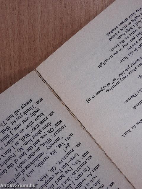 Essential English for Foreign Students Book 3.