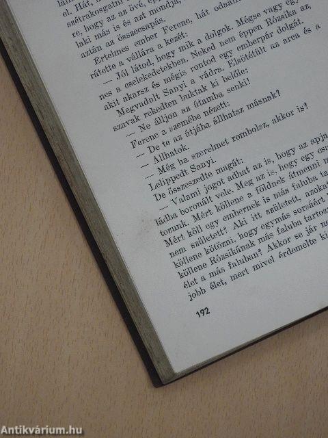 Elfogyott a föld alóla/Pecsétes élet