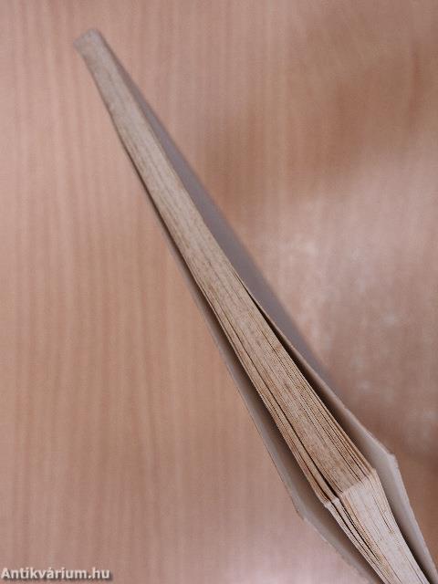 A Budapesti II. Kerületi II. Rákóczi Ferenc Gimnázium Évkönyve az 1972-73. tanévről