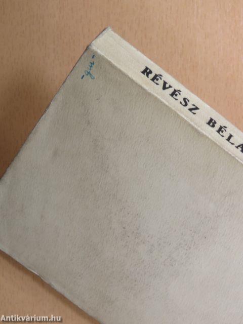 Egyedül mindenkivel