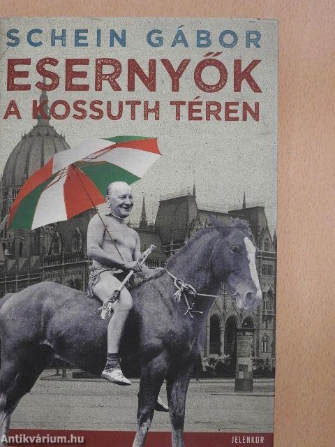 Esernyők a Kossuth téren