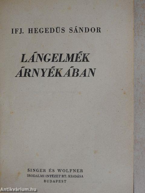 Lángelmék árnyékában