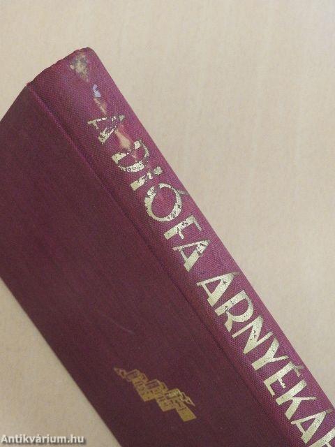 A diófa árnyékában