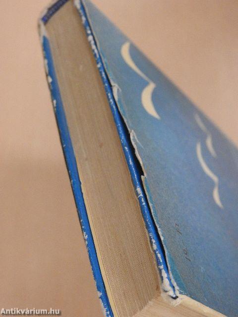 Távolban egy fehér vitorla