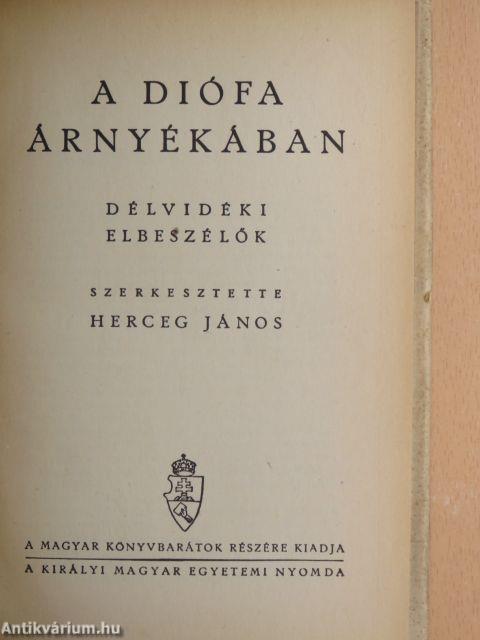 A diófa árnyékában