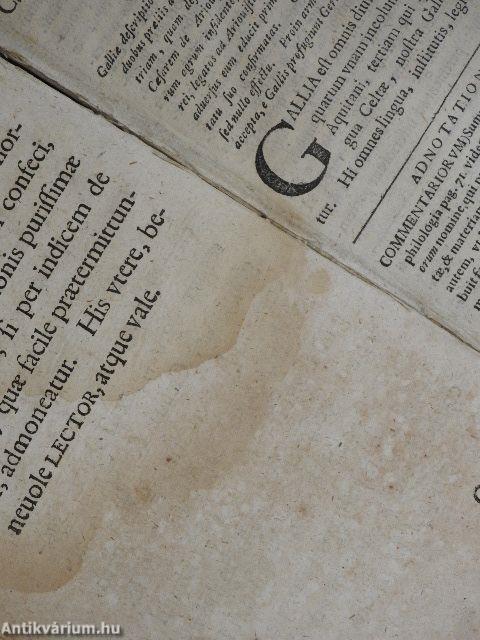 C. Iulii Caesaris commentarii de bello gallico et civili