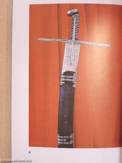 Kelet és Nyugat között