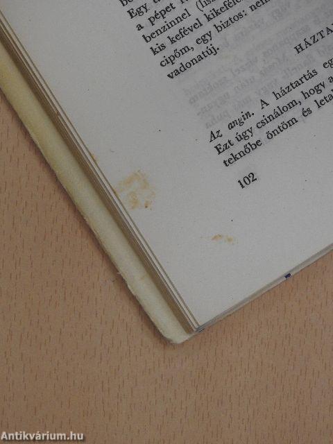 A főzőkanáltól az estélyi ruháig