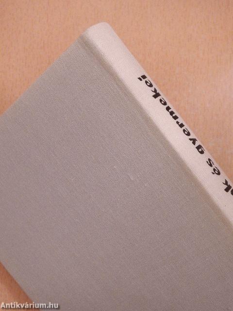 Ádám apánk és gyermekei