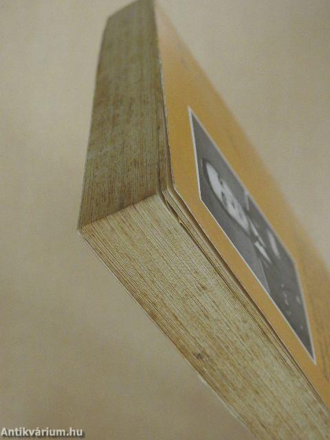 Cselédkönyvtől a tölgyfalombig