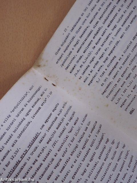 Tiéd az ország, a hatalom és a dicsőség