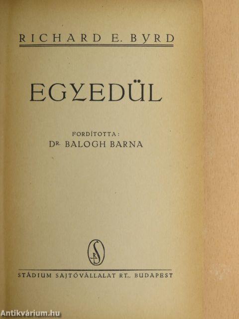 Egyedül