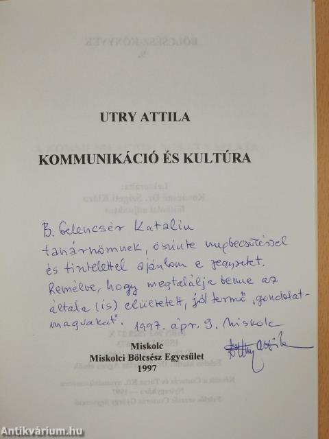 Kommunikáció és kultúra (dedikált példány)