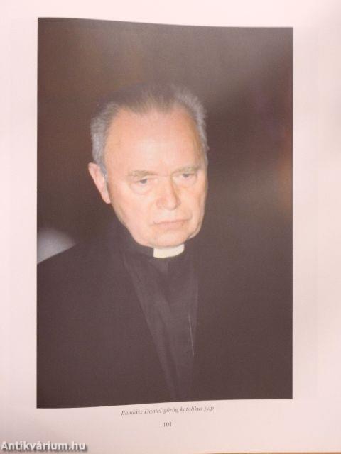 Üzenet a végekről II. - Plakettel