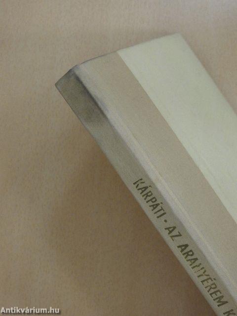 Az aranyérem két oldala