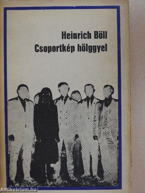 Csoportkép hölggyel