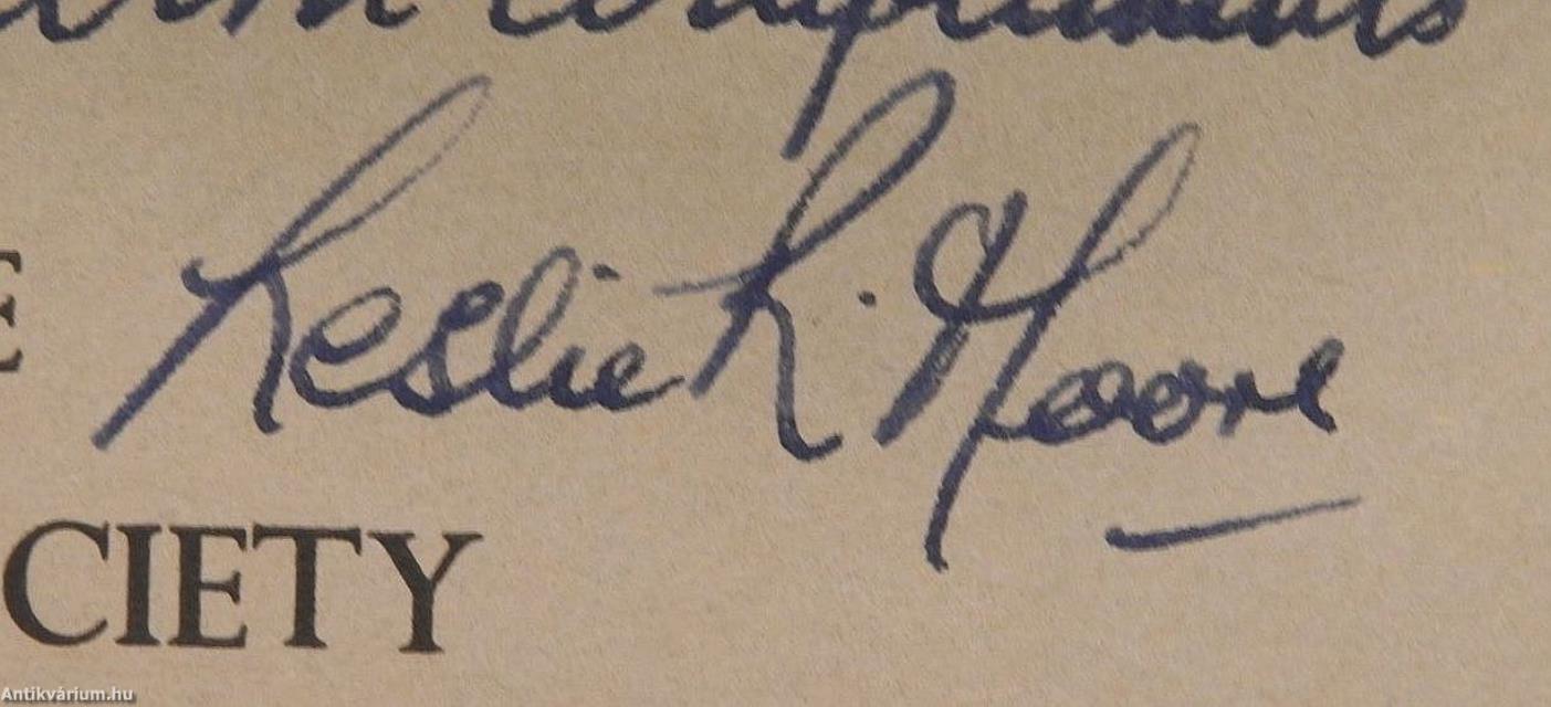 The Microbiology, Mineralogy and Genesis of a Tonstein (dedikált példány)