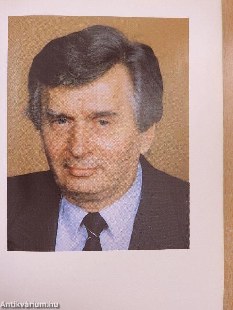Modell és valóság I-II.