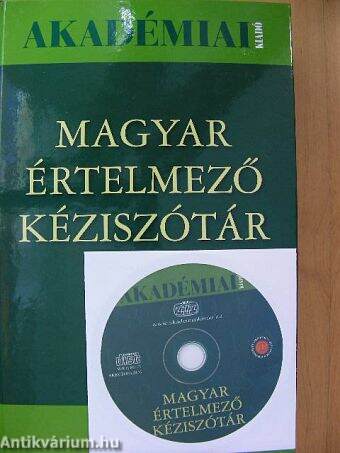 Magyar értelmező kéziszótár - CD-vel