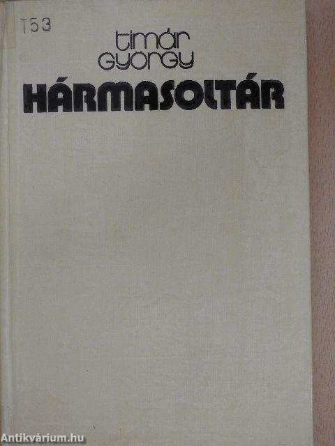 Hármasoltár