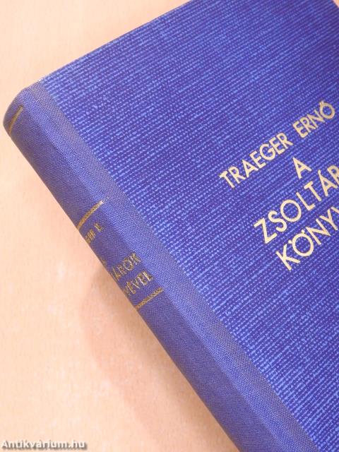 A zsoltárok könyvével (dedikált példány)