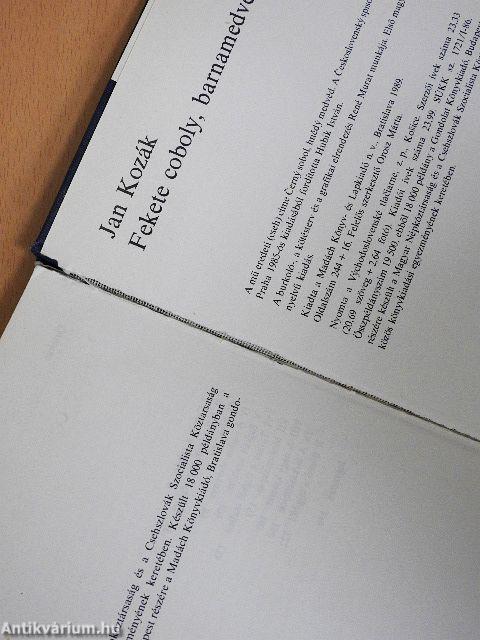 Fekete coboly, barnamedve