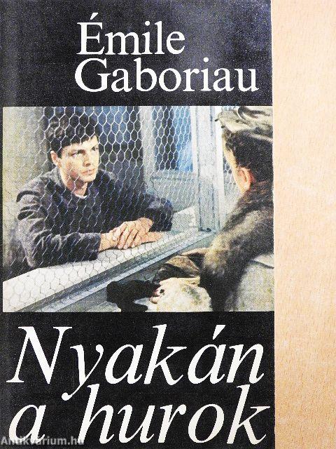 Nyakán a hurok