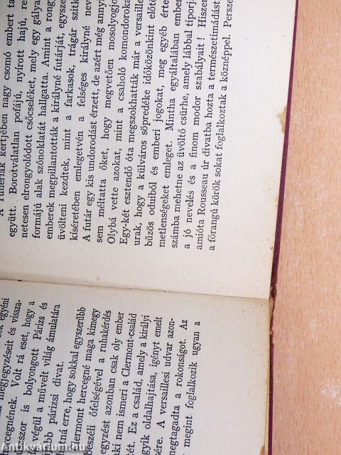 Lélekrablás/A királyné futárja