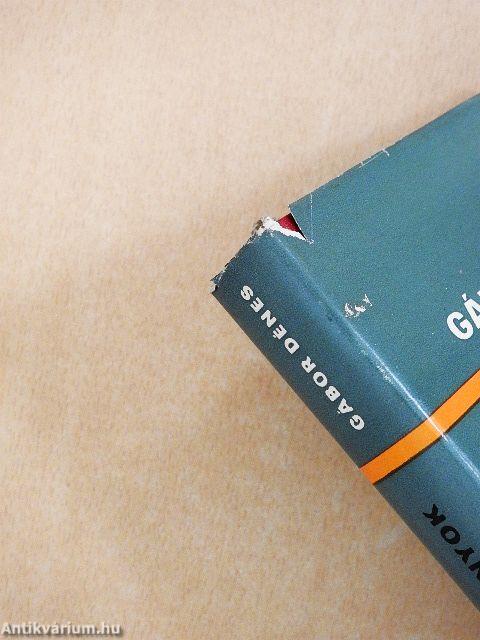 Válogatott tanulmányok