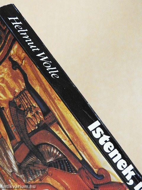 Istenek, múmiák, hetérák