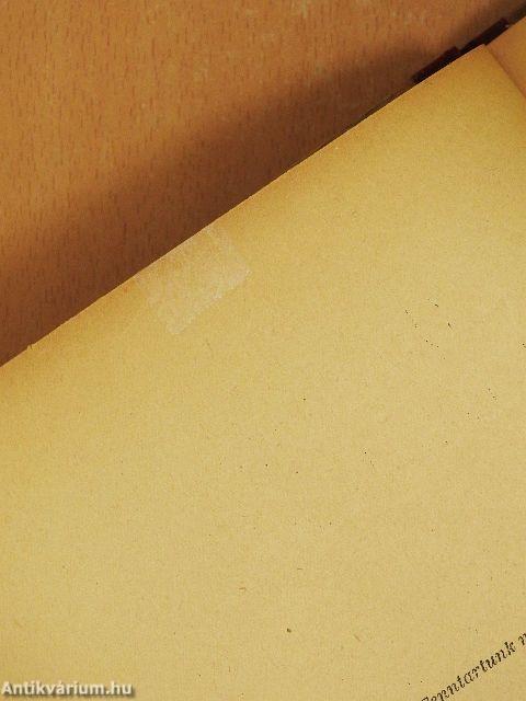 Cilike rövid ruhában