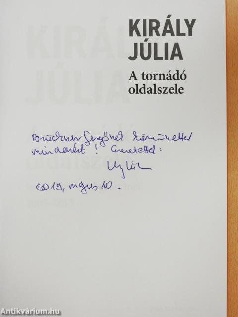 A tornádó oldalszele (dedikált példány)