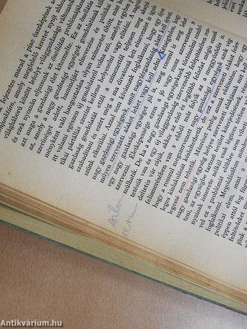 A világgazdaság válaszúton