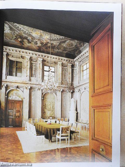 A falak mögött - Szombathely