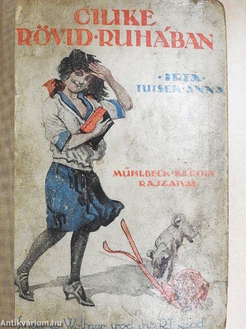 Cilike rövid ruhában