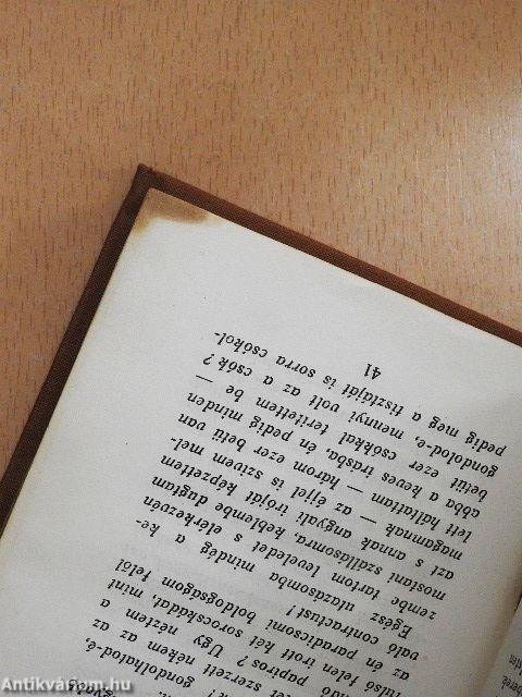 Régi magyar levelesláda