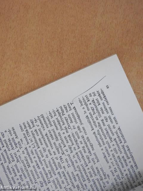 Kunmadaras juhászata (dedikált példány)