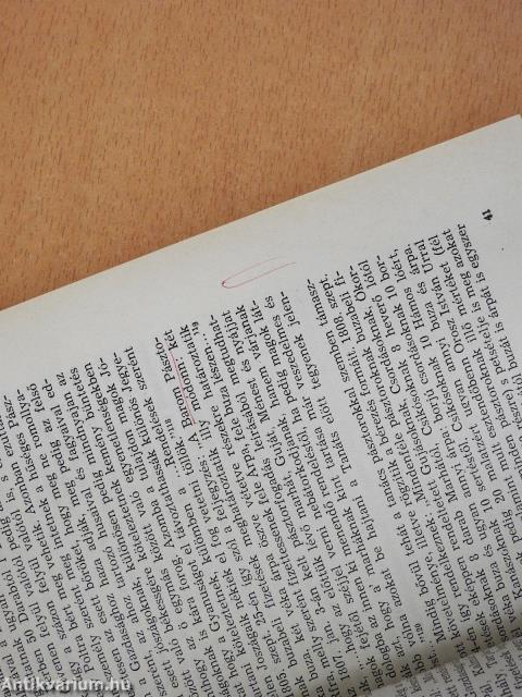 Kunmadaras juhászata (dedikált példány)