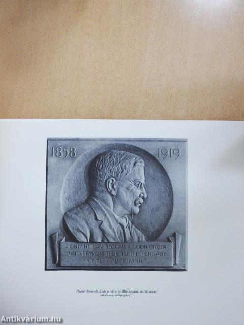 Bodó Sándor és Bodó Ilona gyűjteményes kiállítása (kétszeresen dedikált példány)