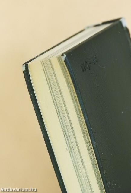 Hetvenöt év - száz aranyérem (minikönyv)