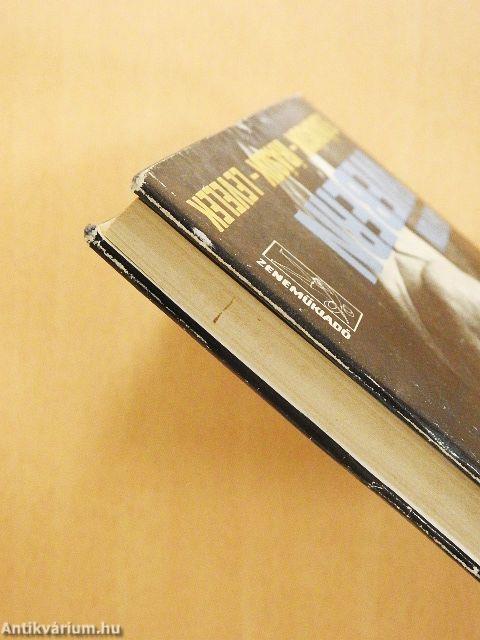 Előadások-írások-levelek