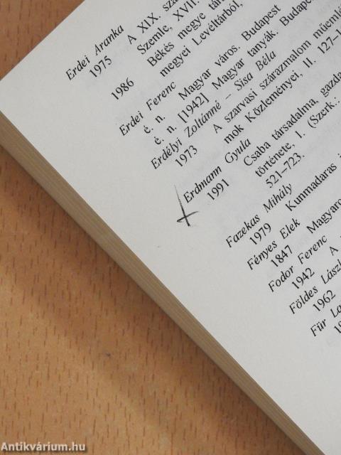 Mezővárosi társadalom - paraszti műveltség (dedikált példány)