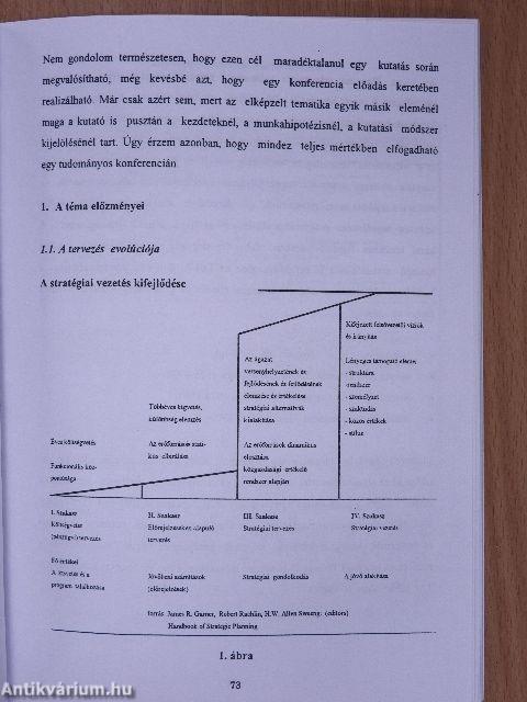 Prognosztika és stratégia a harmadik évezred küszöbén