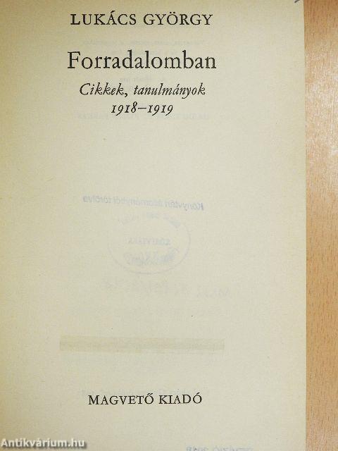 Forradalomban