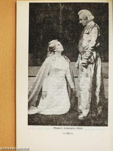 A Pécsi Nemzeti Színház Operatársulatának 25 éve (dedikált példány)