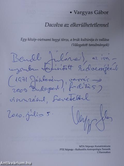 Dacolva az elkerülhetetlennel (dedikált példány)