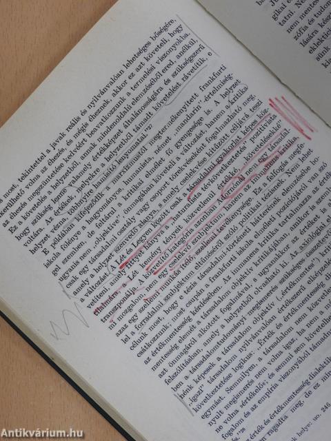 Az érték antinómiái (dedikált példány)