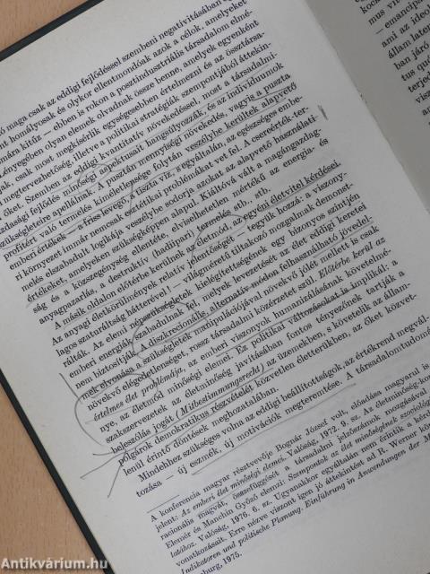 Az érték antinómiái (dedikált példány)